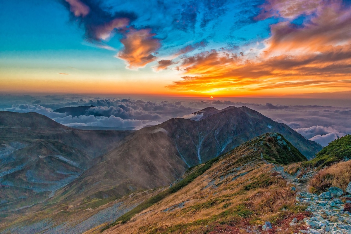 tramonto in montagna