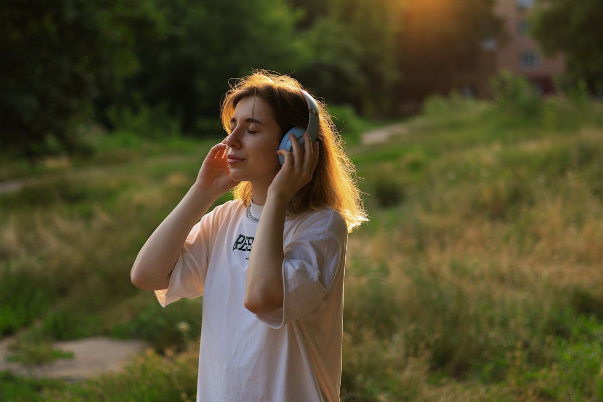 stare in natura con cuffie antirumore è una strategia contro l'overarousal