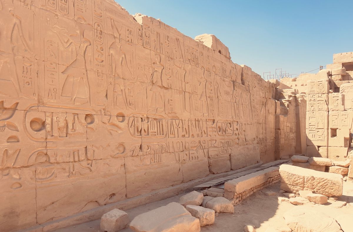 Iscrizioni nel tempio di Karnak